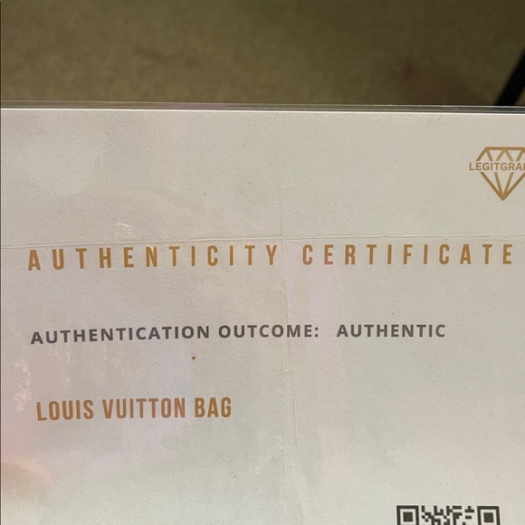 Lv Alma Included Coa, Organizer, Plus 4 Leather Wipes - Picture 7 of 7